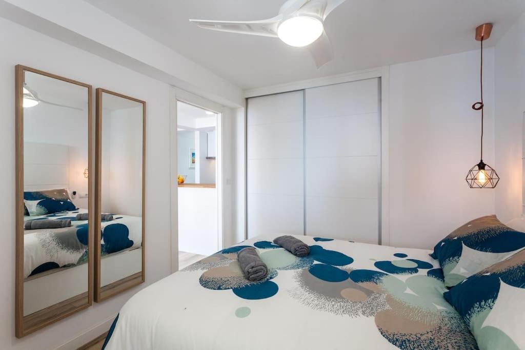 Stylish And Modern Apartment *